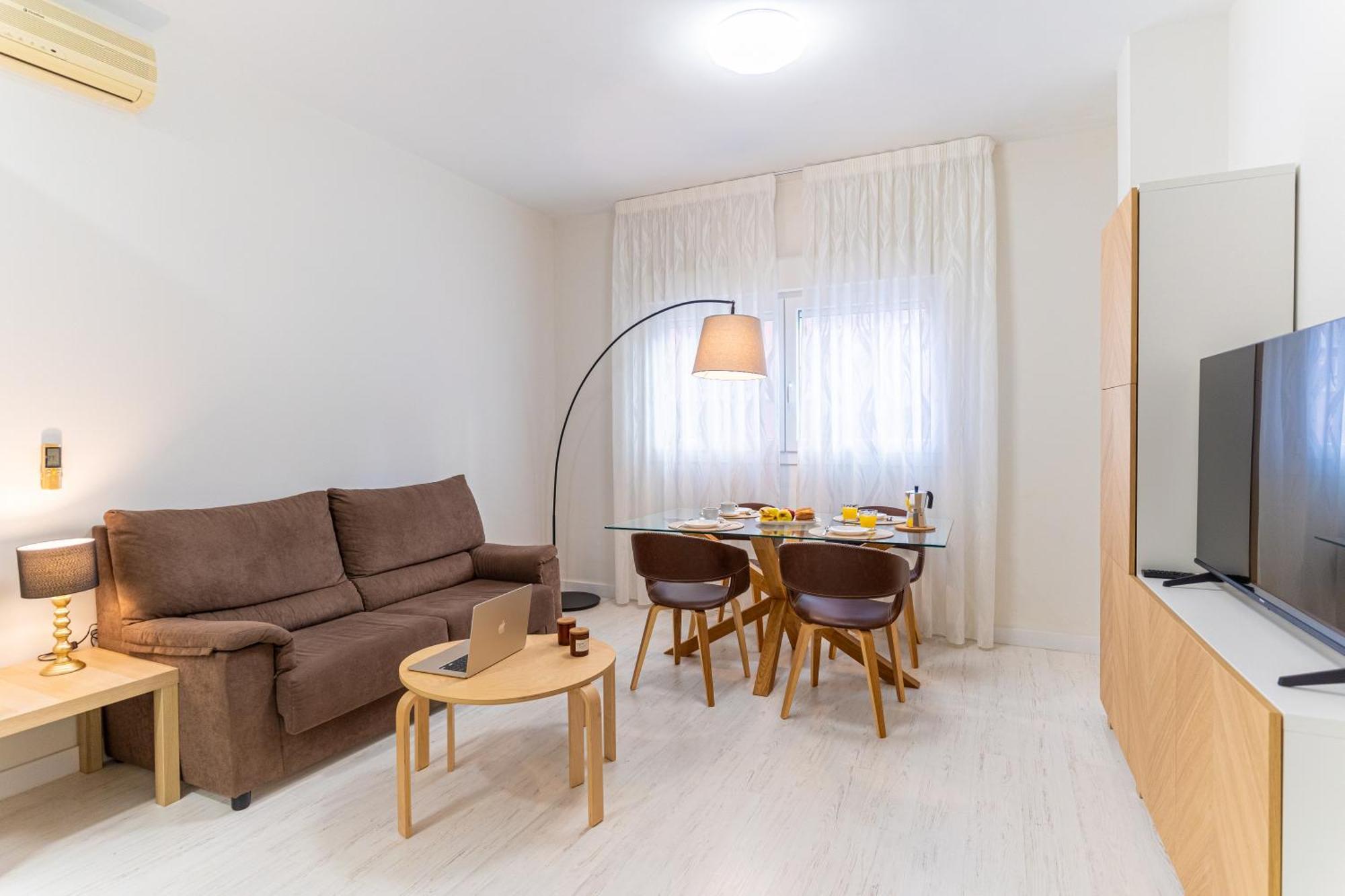 Trendyhomes City Center 阿尔梅里亚 外观 照片